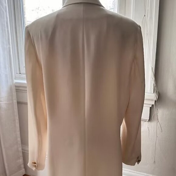 The South Drive Cream Blazer - Picture 3 of 3